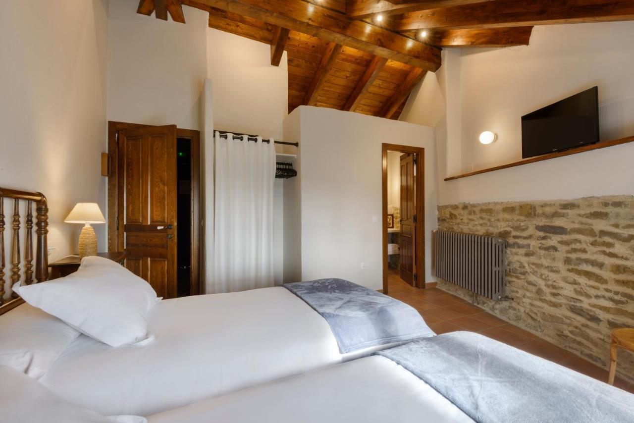 Os Ormos Casa Rural - Apartamentos - Habitaciones Espuéndolas Εξωτερικό φωτογραφία